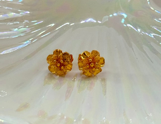 Aariya Flower Studs